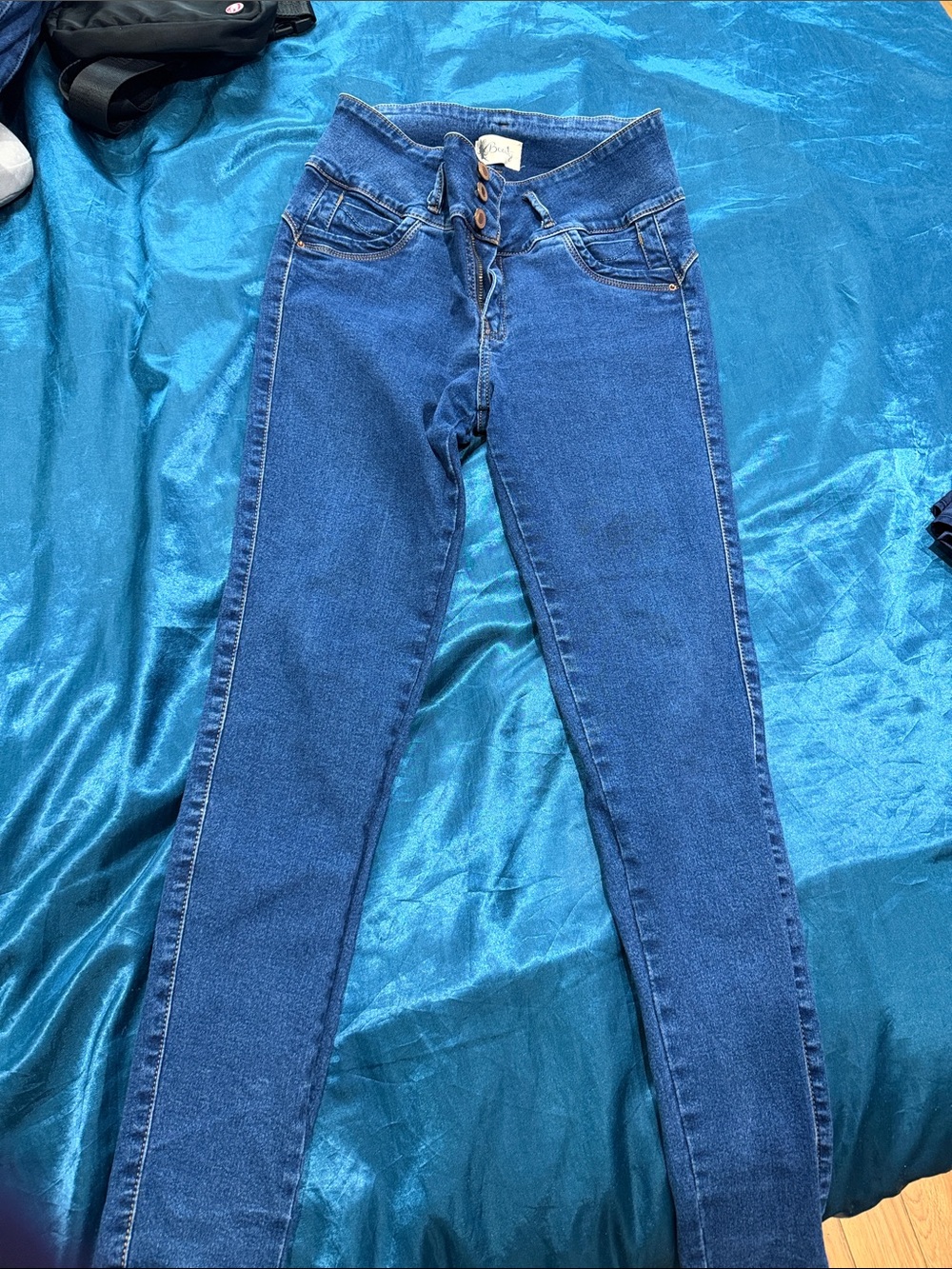 High-Rise Skinny Jeans in Classic Blue